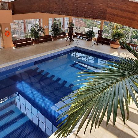 Apto No Centro De Gramado Com Piscina Termica ภายนอก รูปภาพ
