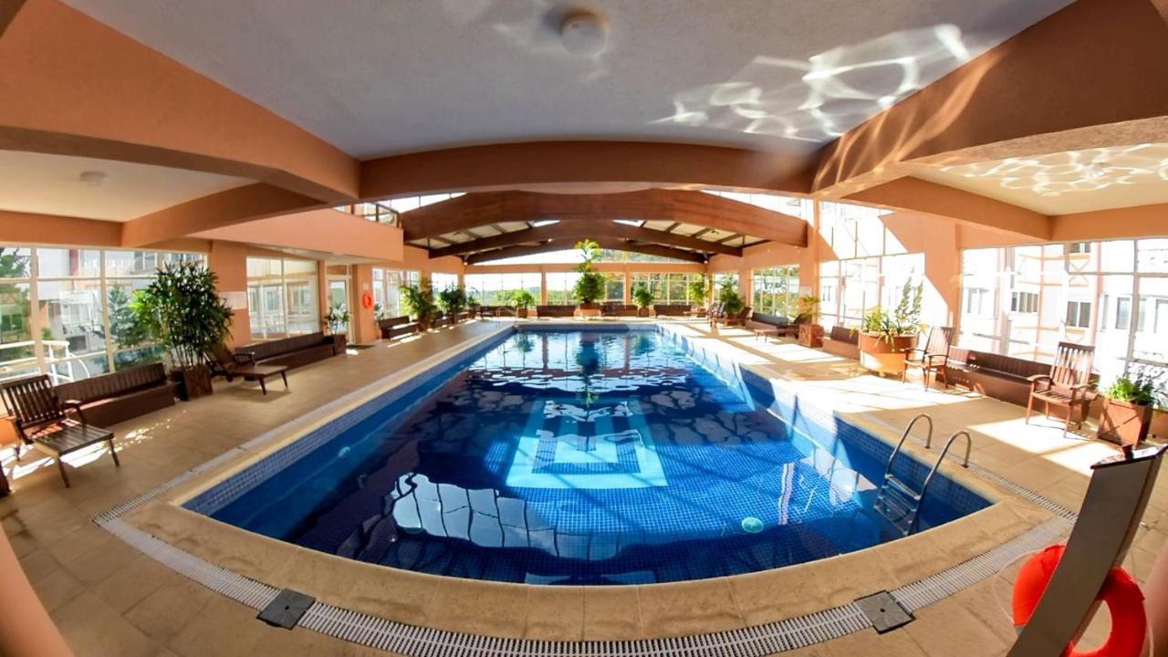 Apto No Centro De Gramado Com Piscina Termica ภายนอก รูปภาพ